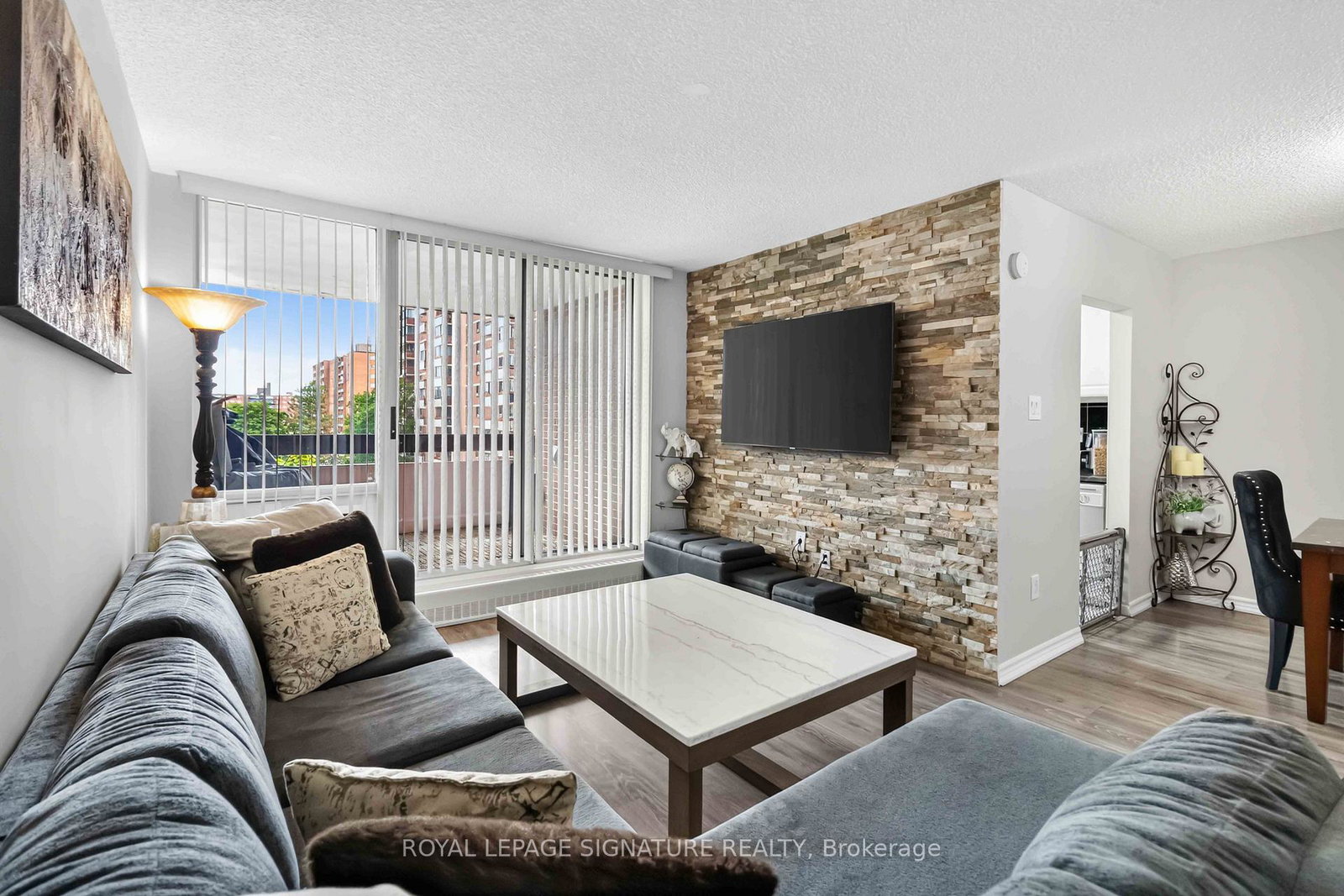 1615-bloor-street-mississauga-ontario-w13862252