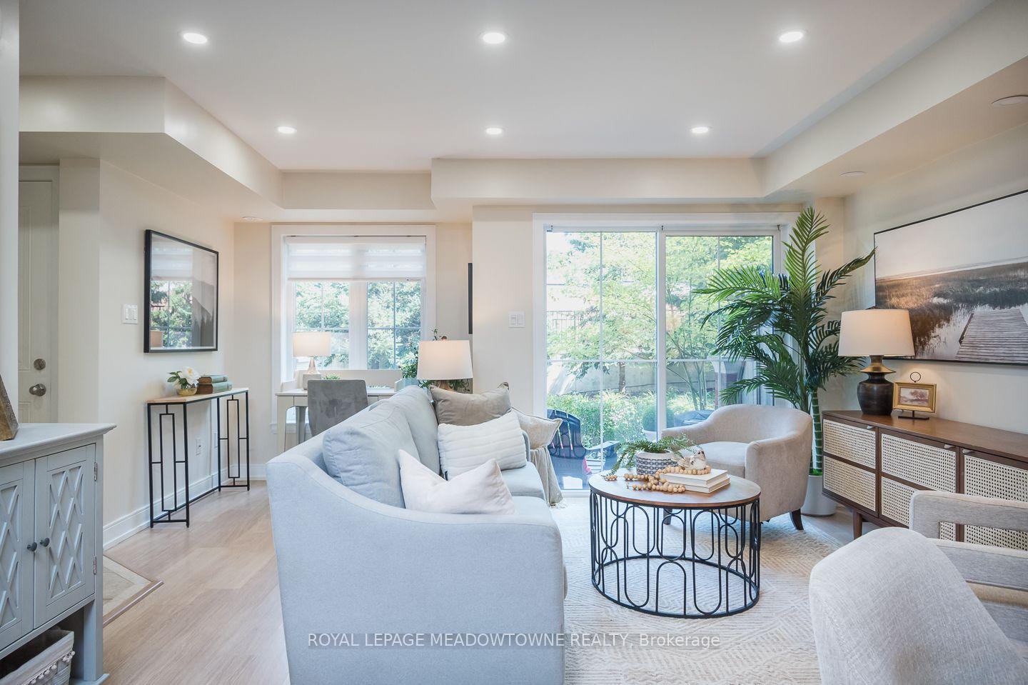 2563-sixth-line-oakville-ontario-w13862318
