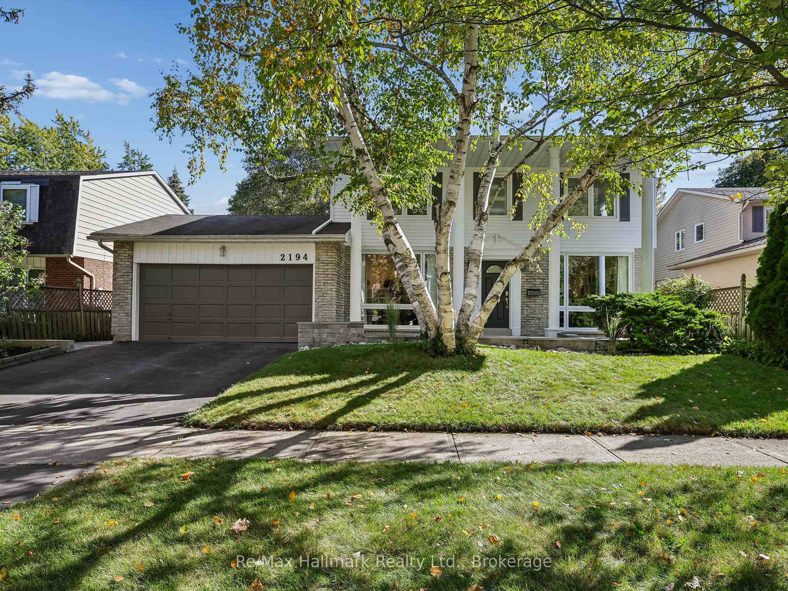 2194-constance-drive-oakville-ontario-w13862508