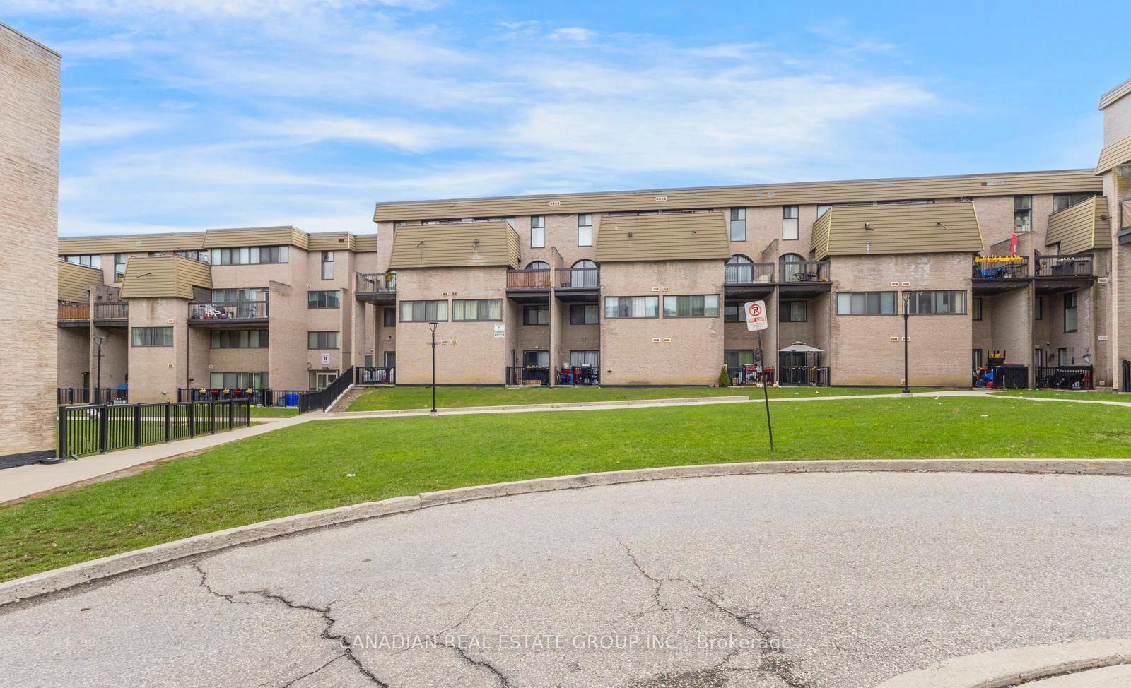 2095-roche-court-mississauga-ontario-w13862926