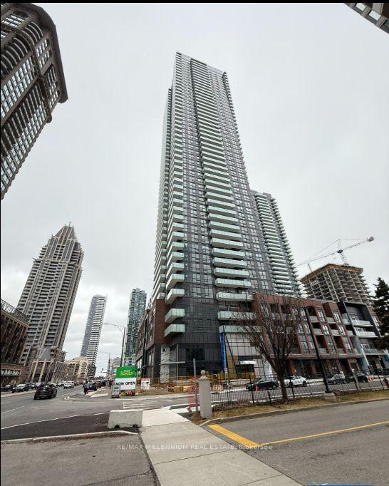 430-square-one-drive-mississauga-ontario-w13862930