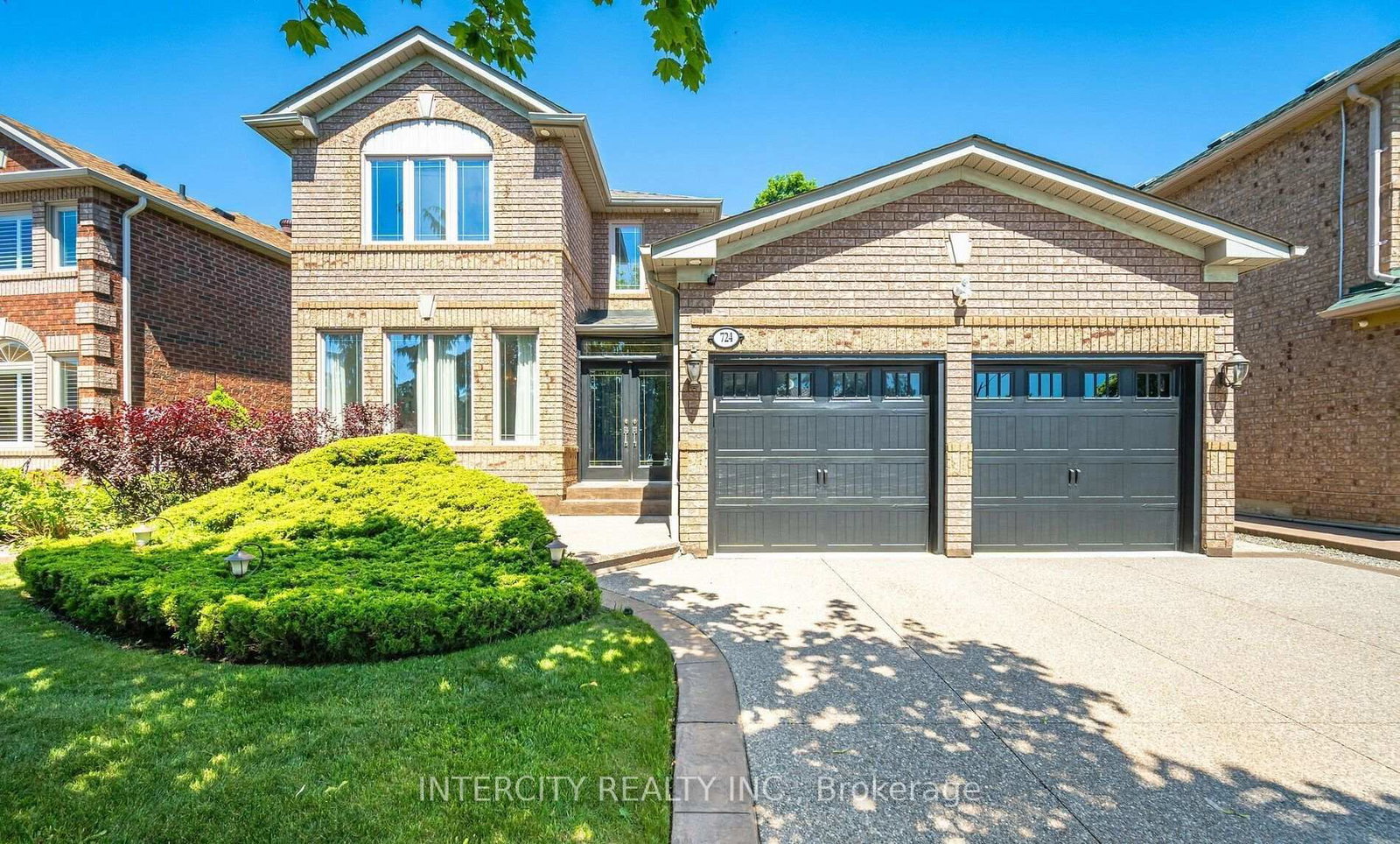 724-peter-robertson-boulevard-brampton-ontario-w13863782