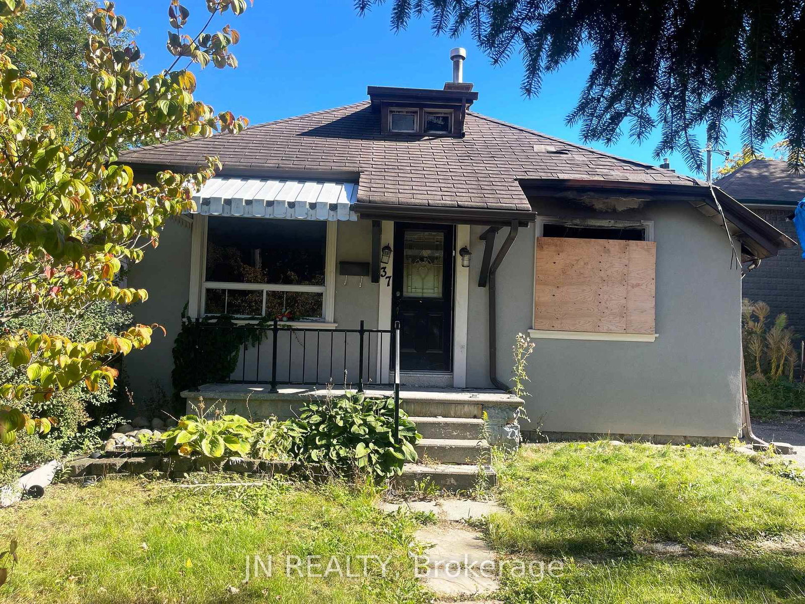 37-rosedale-avenue-w-brampton-ontario-w13864632