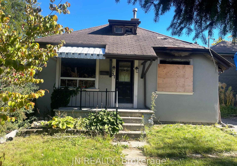 37-rosedale-avenue-w-brampton-ontario-w13864632
