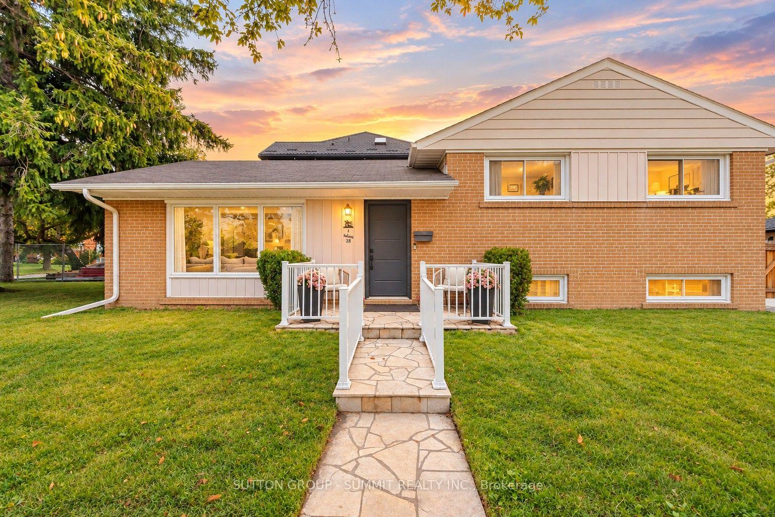 1-lagos-road-toronto-etobicoke-ontario-w13864864