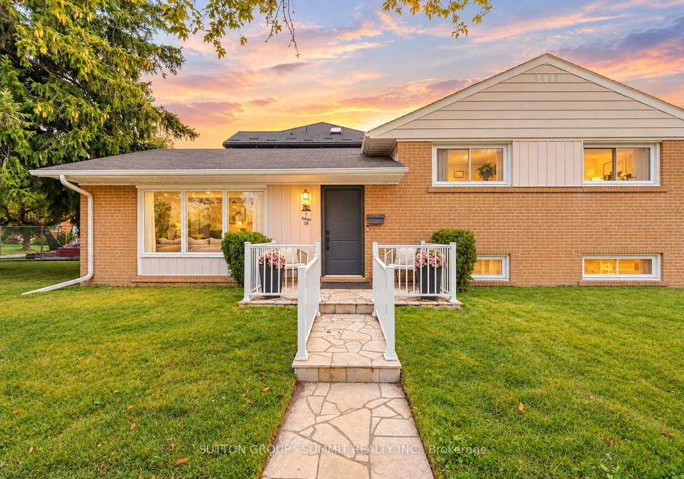 1-lagos-road-toronto-etobicoke-ontario-w13864864