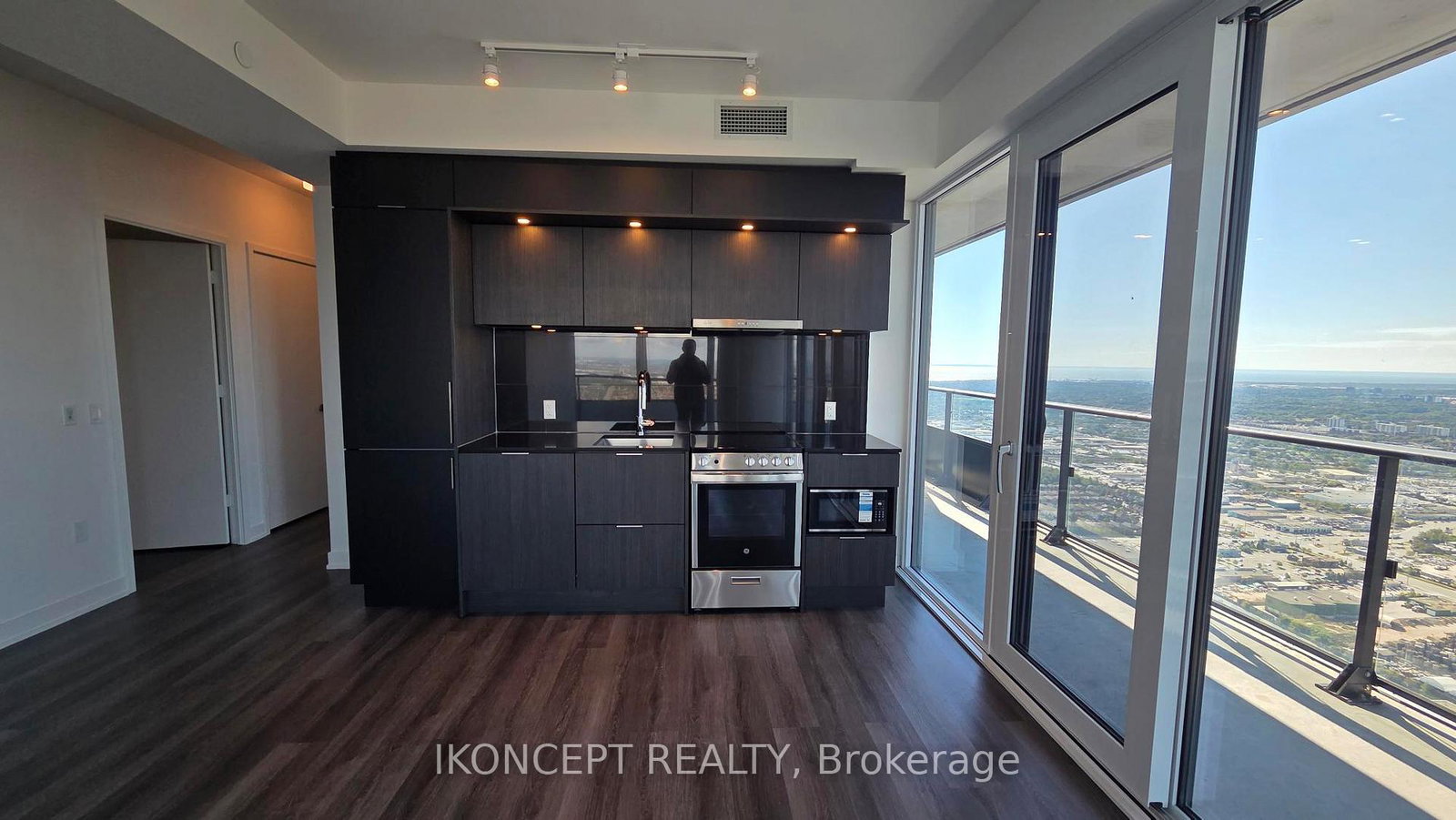 448-burnhamthorpe-road-mississauga-ontario-w13864990