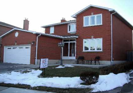 284-hickory-circle-oakville-ontario-w2043031