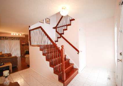 4253-trellis-crescent-mississauga-ontario-w2086164