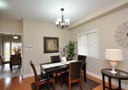5645-longford-drive-mississauga-ontario-w2410798