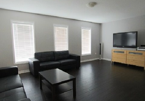 33-lathbury-street-brampton-ontario-w2666365