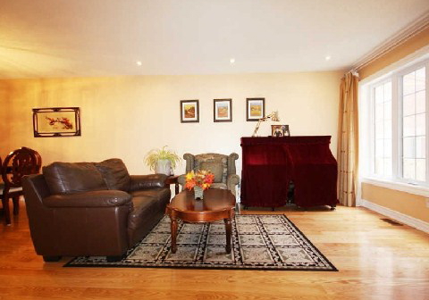 1048-charminster-crescent-mississauga-ontario-w2740719