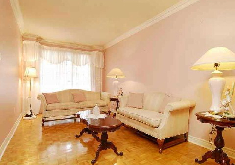 69 Sprucelands Avenue, Brampton