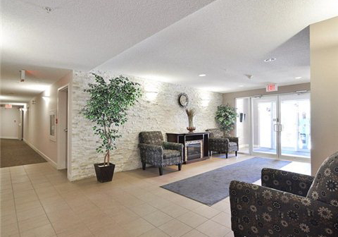 8-dayspring-circle-e-brampton-ontario-w3151209