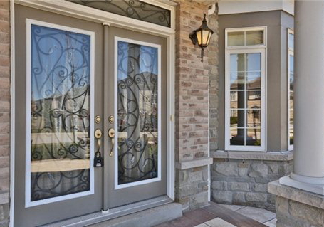 2084-bingley-crescent-oakville-ontario-w3176513