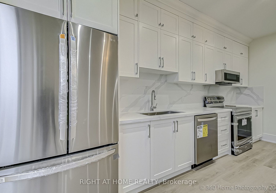 9-beechwood-avenue-toronto-ontario-w3402394