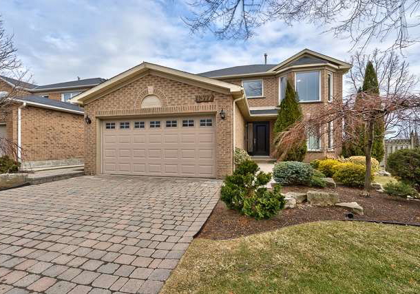 1377-winterbourne-drive-oakville-ontario-w3428050