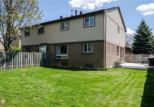 851-laurier-avenue-milton-ontario-w3497322