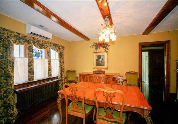 332-riverside-drive-toronto-ontario-w3504356