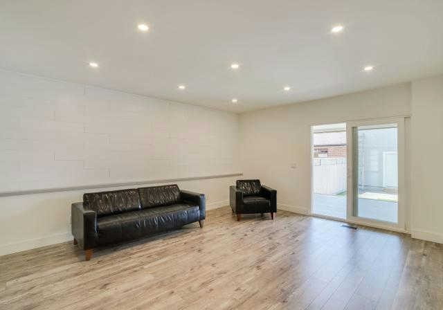 270-mcroberts-avenue-toronto-ontario-w3524327