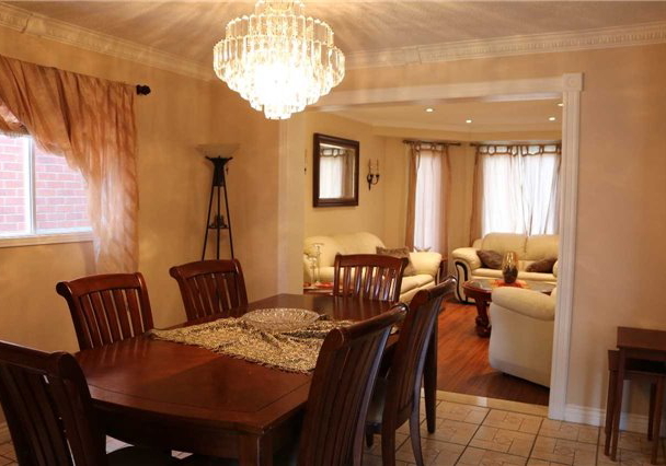 6505-warbler-lane-mississauga-ontario-w3592029