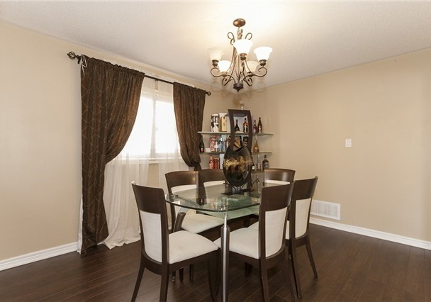 33-emily-carr-crescent-caledon-ontario-w3625594