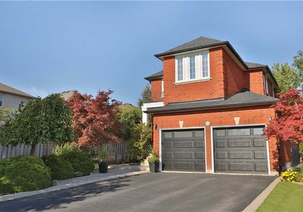 2163-westmount-drive-oakville-ontario-w3803483