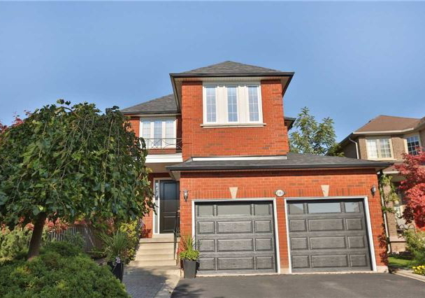 2163-westmount-drive-oakville-ontario-w3803483