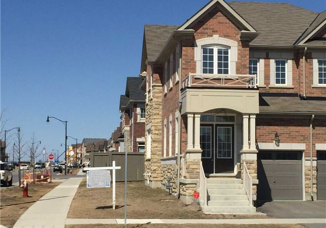 2-banas-way-brampton-ontario-w4084847