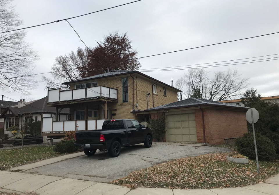 13-benson-avenue-mississauga-ontario-w4367610