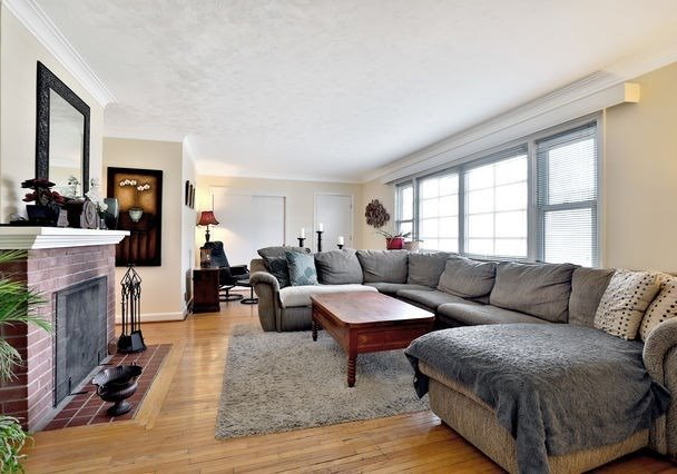 302-maple-avenue-oakville-ontario-w4390394