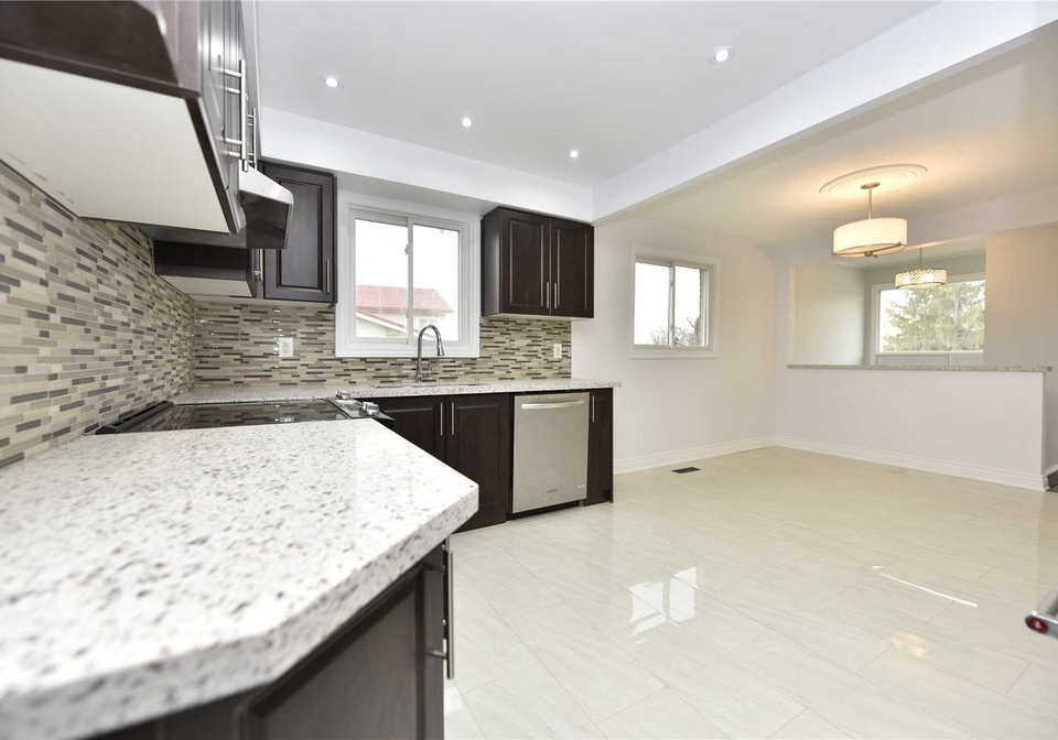 101-simmons-boulevard-brampton-ontario-w4420277