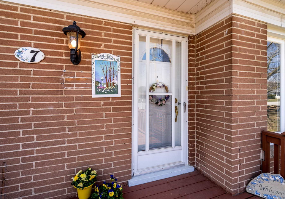 7-elizabeth-street-halton-hills-ontario-w4424203