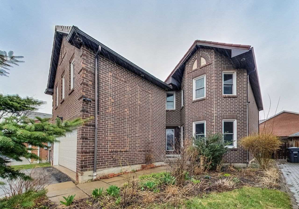5404-heritage-hills-boulevard-mississauga-ontario-w4426564