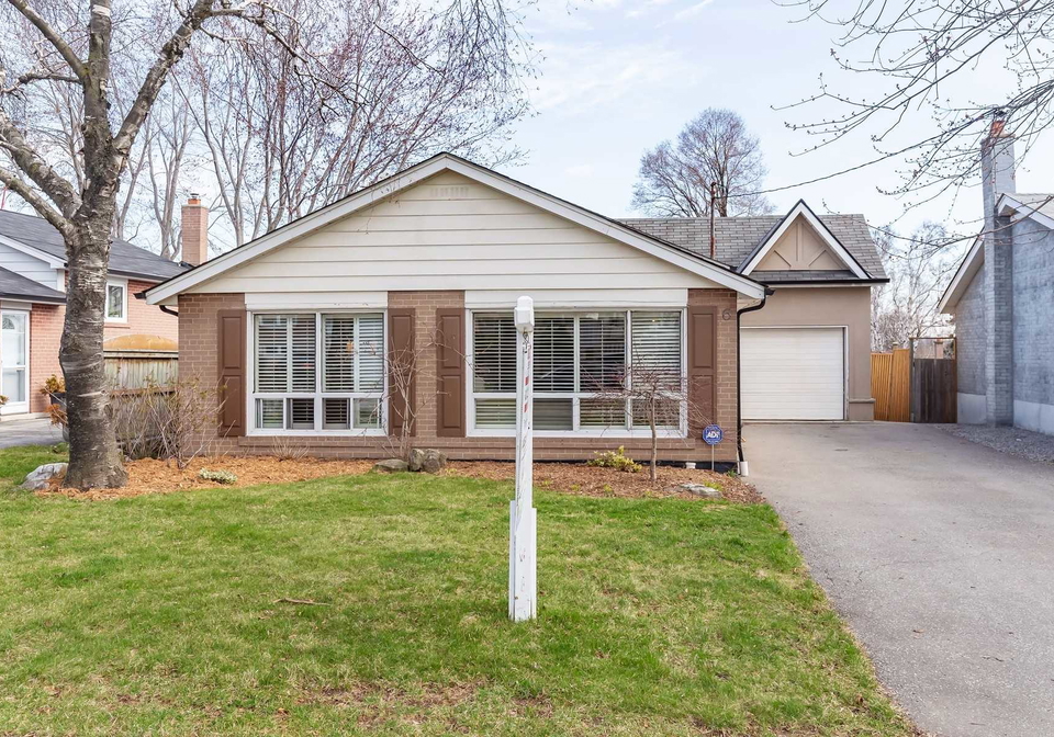6-sagamore-crescent-toronto-ontario-w4431283