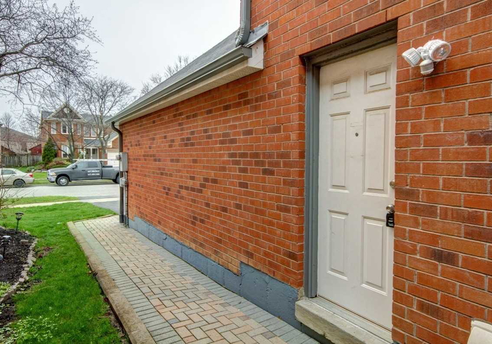 3695-loyalist-drive-mississauga-ontario-w4438002