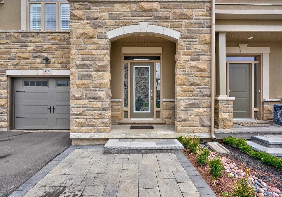 2326-natasha-circle-oakville-ontario-w4454962