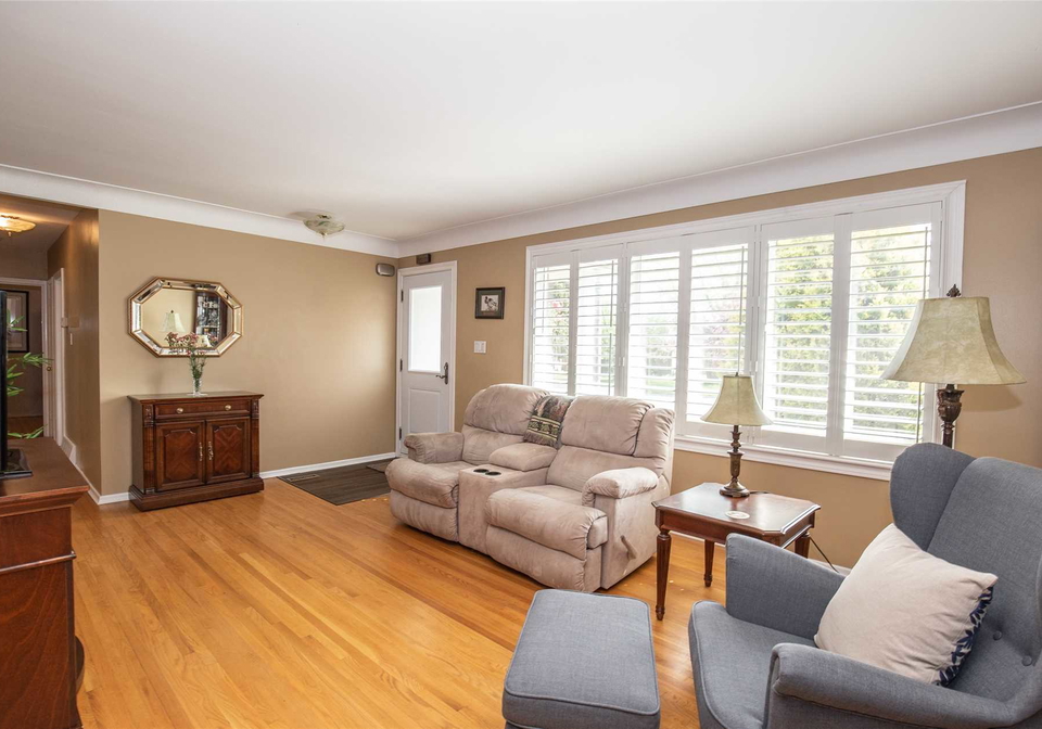 5482-randolph-crescent-burlington-ontario-w4475607