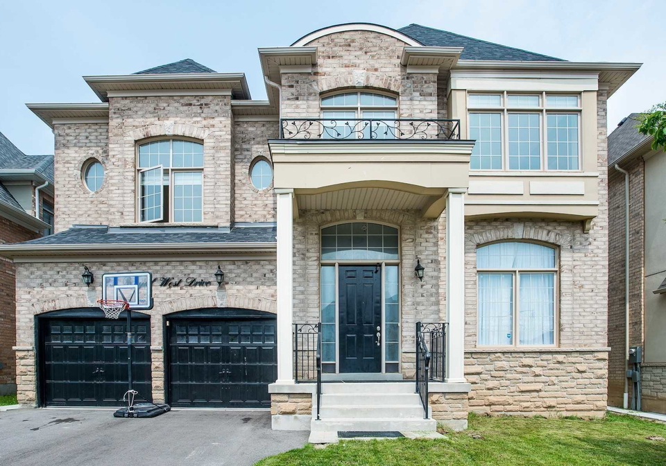 23-royal-west-drive-brampton-ontario-w4501487