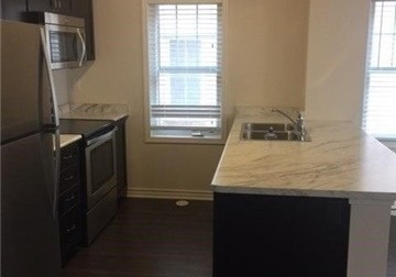 1537-husband-place-milton-ontario-w4520577