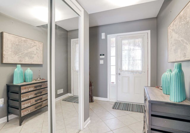 57-decker-hollow-circle-brampton-ontario-w4561354