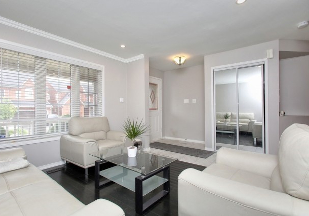 7092-walworth-court-mississauga-ontario-w4604914