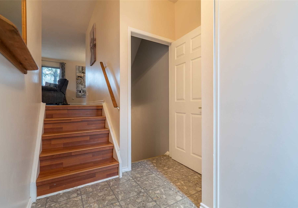 1536-sixth-line-oakville-ontario-w4614423