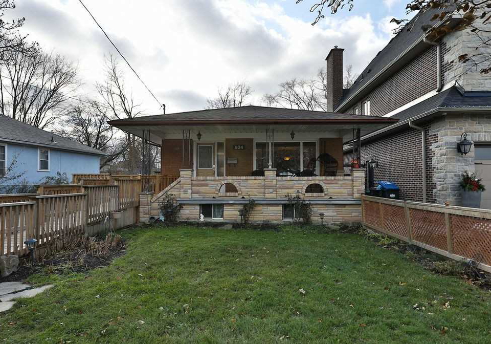 934-beechwood-avenue-mississauga-ontario-w4641070