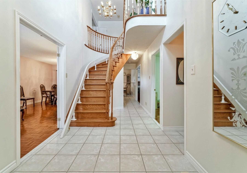 9-gatesgill-street-brampton-ontario-w4689755