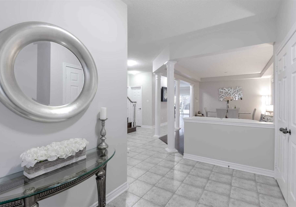 10-templeton-court-brampton-ontario-w4696843