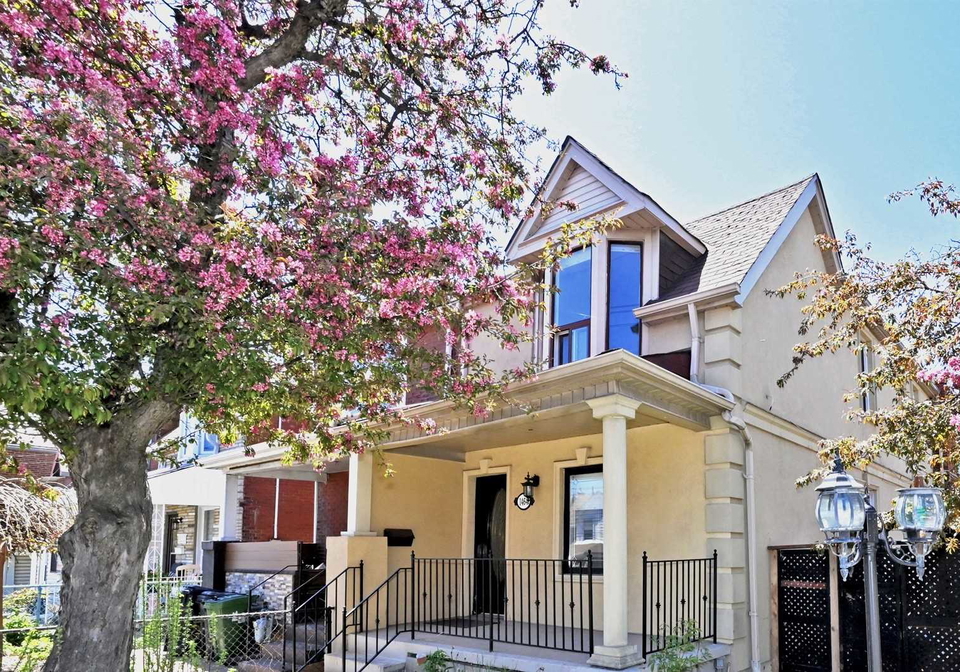 1464-dufferin-street-toronto-ontario-w4777540
