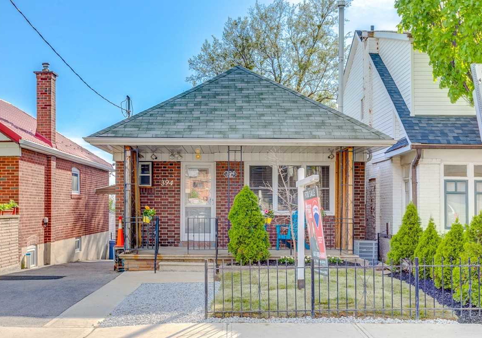 394-kane-avenue-toronto-ontario-w4787363