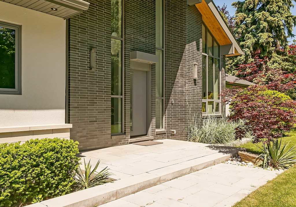 1101-lakeshore-road-w-oakville-ontario-w4840464
