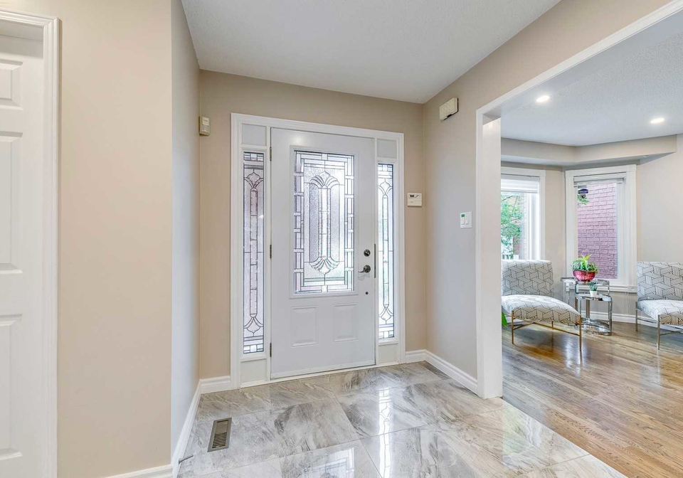 1561-astrella-crescent-mississauga-ontario-w4854827